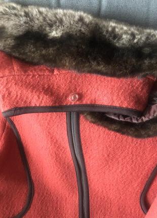 Пальто-пончо женское кипрпического цвета 46-484 фото
