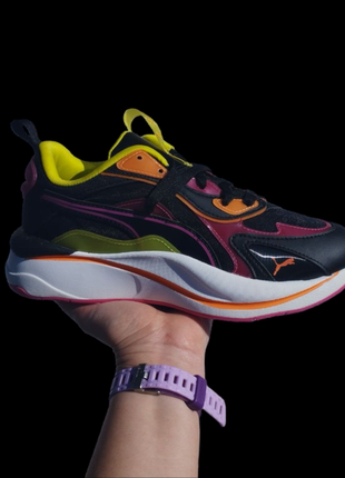 Кросівки жіночі puma rs curve multi6 фото