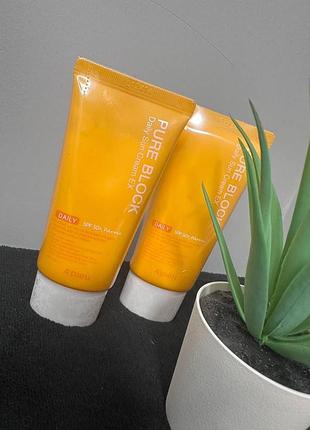 Сонцезахисний крем a'pieu pure block natural daily sun