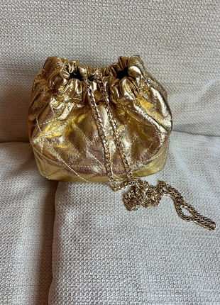 Золота сумка zara в стилі шанель4 фото