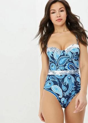 Закрытый слитный купальник с паралоном корректирующий