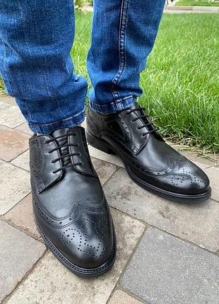 Чоловічі туфлі
