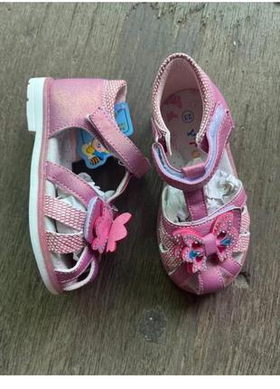 Красивые босоножки