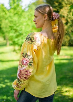 4616 дизайнерська жіноча вишиванка з натурального 100% льону насиченого жовтого кольору5 фото