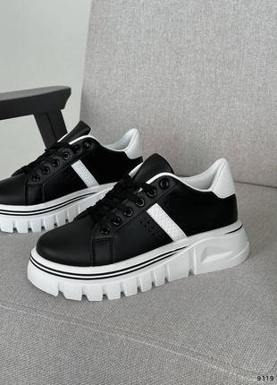 Женские кожаные, черные с белым, стильные и качественные кроссовки. от 38 до 39 гг. 9119 мм.3 фото