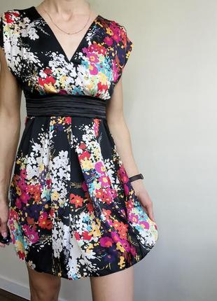 Яркое платье в цветы dorothy perkins m l10 фото