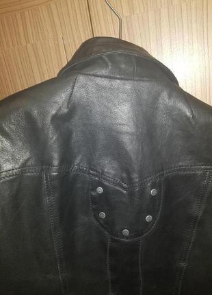 Натуральна шкіряна куртка, розмір м3 фото