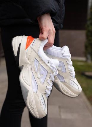 Жіночі кросівки бежеві з помаранчевим nike m2k tekno beige orange8 фото