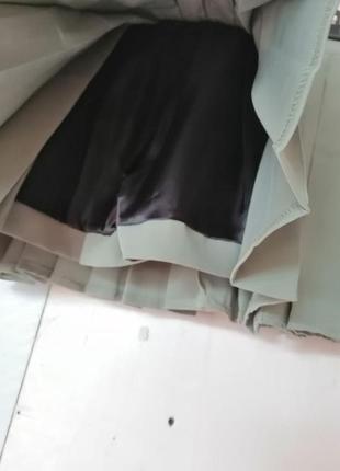 Крутой стильный костюм укороченный пиджак блейзер и юбка шорты плиссе складка5 фото