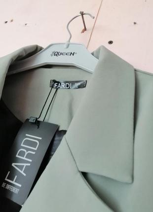 Крутой стильный костюм укороченный пиджак блейзер и юбка шорты плиссе складка9 фото