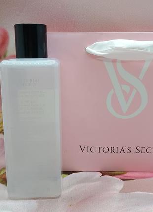 Парфюмированный мист tease crème cloud victoria’s secret.
премиум коллекция! аромат парфюма!2 фото