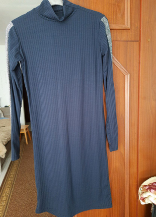 Шикарне плаття зі вставкою люрексу4 фото