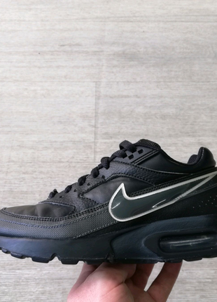 Оригінал nike. чоловічі кросівки найк, шкіра 37,5 (23,5 див.) без