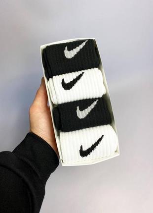 Набор мужских высоких носков в стиле nike 41-45 на 4 пары в подарочной коробке с лентой