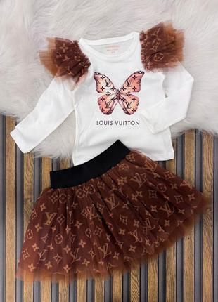 Костюм для девочки louis vuitton луи витон коричневый