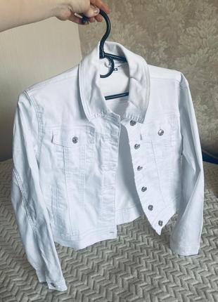 Пиджак (куртка) белый джинсовый4 фото
