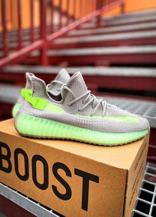 Мужские кроссовки adidas yeezy boost 350 v2 "wolf grey/green glow"2 фото