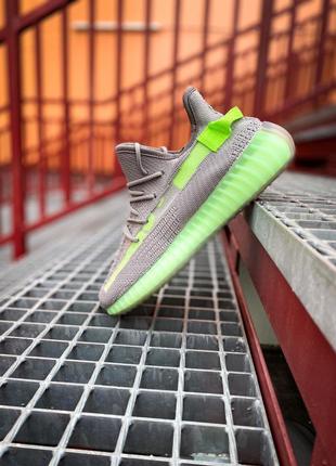 Мужские кроссовки adidas yeezy boost 350 v2 "wolf grey/green glow"