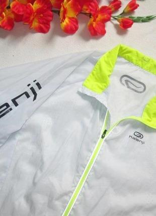 Шикарная супер лёгкая  спортивная куртка ветровка дождевик kalenji wind trail 💜💖💜4 фото