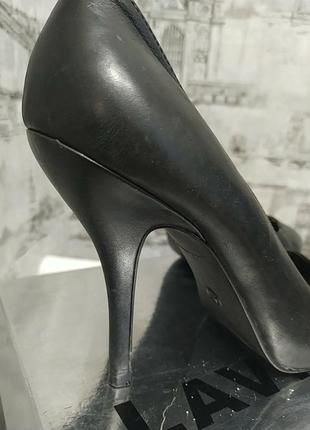 Черные кожаные  туфли на устойчивом каблучке 10 см3 фото