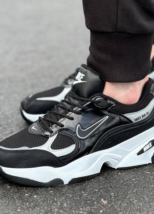 Кросівки чоловічі на весну nike