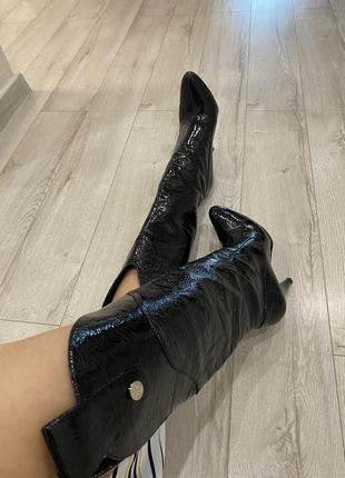 Чоботи від dolce&gabbana /лакові оригінальні високі чоботи