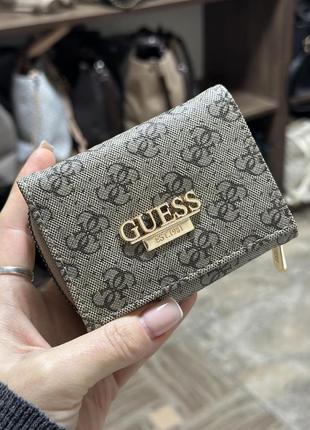 Кошелек guess