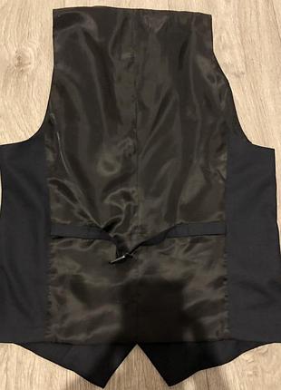 Жилетка костюмна