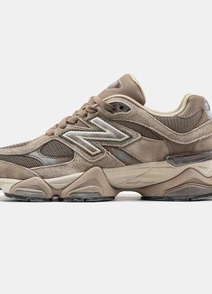 Мужские кроссовки нью беланс 9060 коричневые / New Balance Red and Black FuelCell Speedrift Sneakers