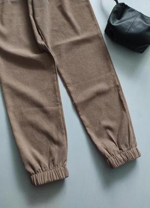 Новые вельветовые брюки на резинке3 фото