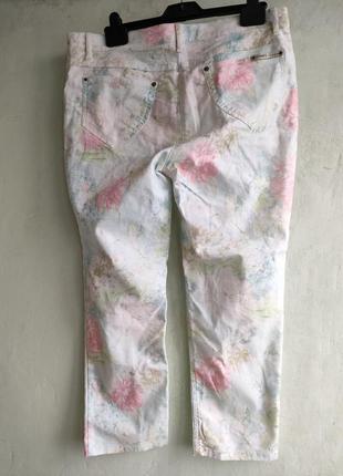 Летние джинсы,брюки 7/8 в цветочный принт zerres2 фото