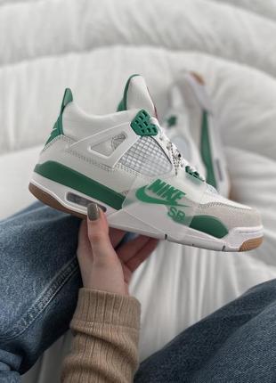 Крутейшие женские и мужские кроссовки nike air jordan 4 retro x sb pine green белые с зелёным1 фото