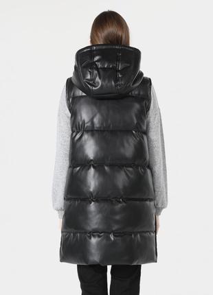 Кожаная длинная жилетка