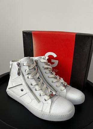 Кеди guess