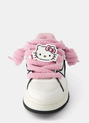 Стильные кроссовки hello kitty от bershka