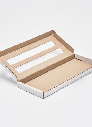 Коробка картонная 210*80*12 мм, самосборная с отверстием, белая