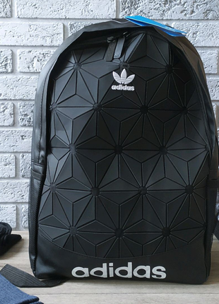 Рюкзак adidas хамелеон originals urban mesh triangle 3d6 фото