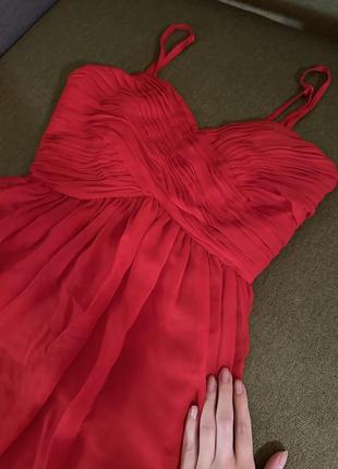 Роскошное красное платье макси1 фото