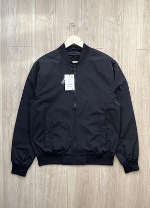 Легкий бомбер pull&bear lightweight bomber оригінал вітровка куртка