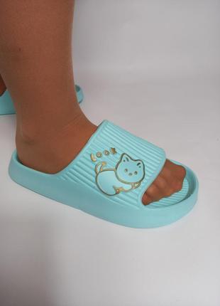 Шлепанцы женские голубого цвета легкие шлепанцы женские голубые женские сланцы шлепки...
