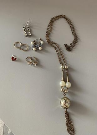 Набор бижутерии серьги и ожерелье1 фото