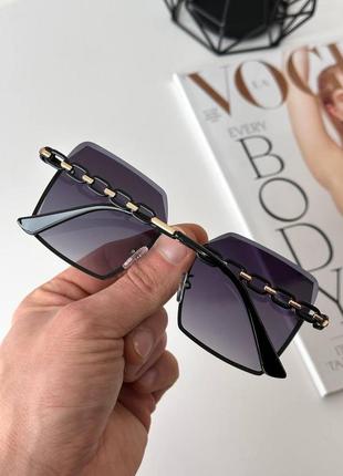 Сонцезахисні жіночі окуляри металева оправа квадратні5 фото