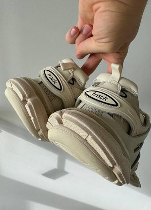 Balenciaga track beige женское качество высокое очень красивое удобное4 фото