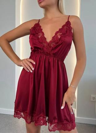 Кружевной шелковый пеньюар