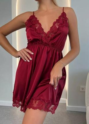 Кружевной шелковый пеньюар