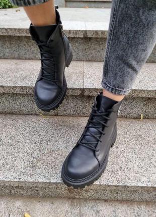 Чорні жіночі черевики6 фото