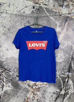 Женская крутая оригинальная футболка levi’s размер м