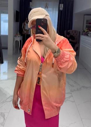 Ветровка бомбер