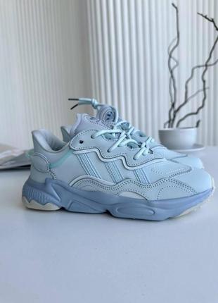 Жіночі кросівки adidas ozweego