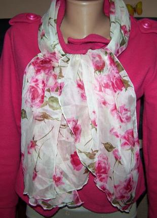 Шифоновый шарф-платок светлый в розы 45 на 160 см5 фото